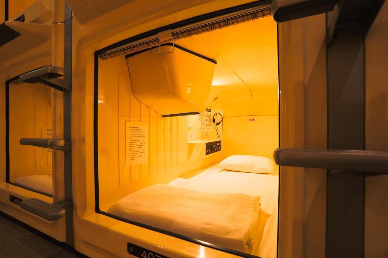 Capsule Land Yushima Hotel Tokio Buitenkant foto