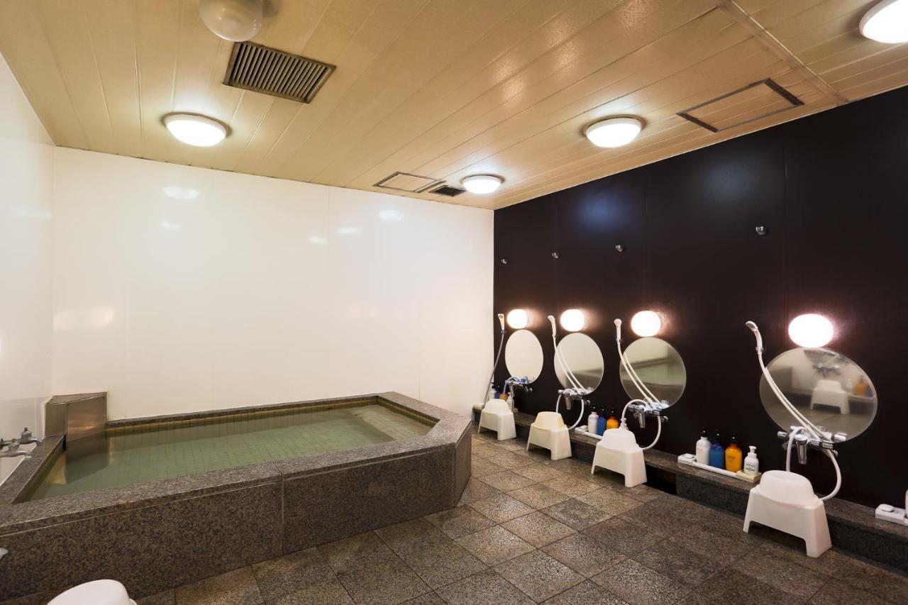 Capsule Land Yushima Hotel Tokio Buitenkant foto