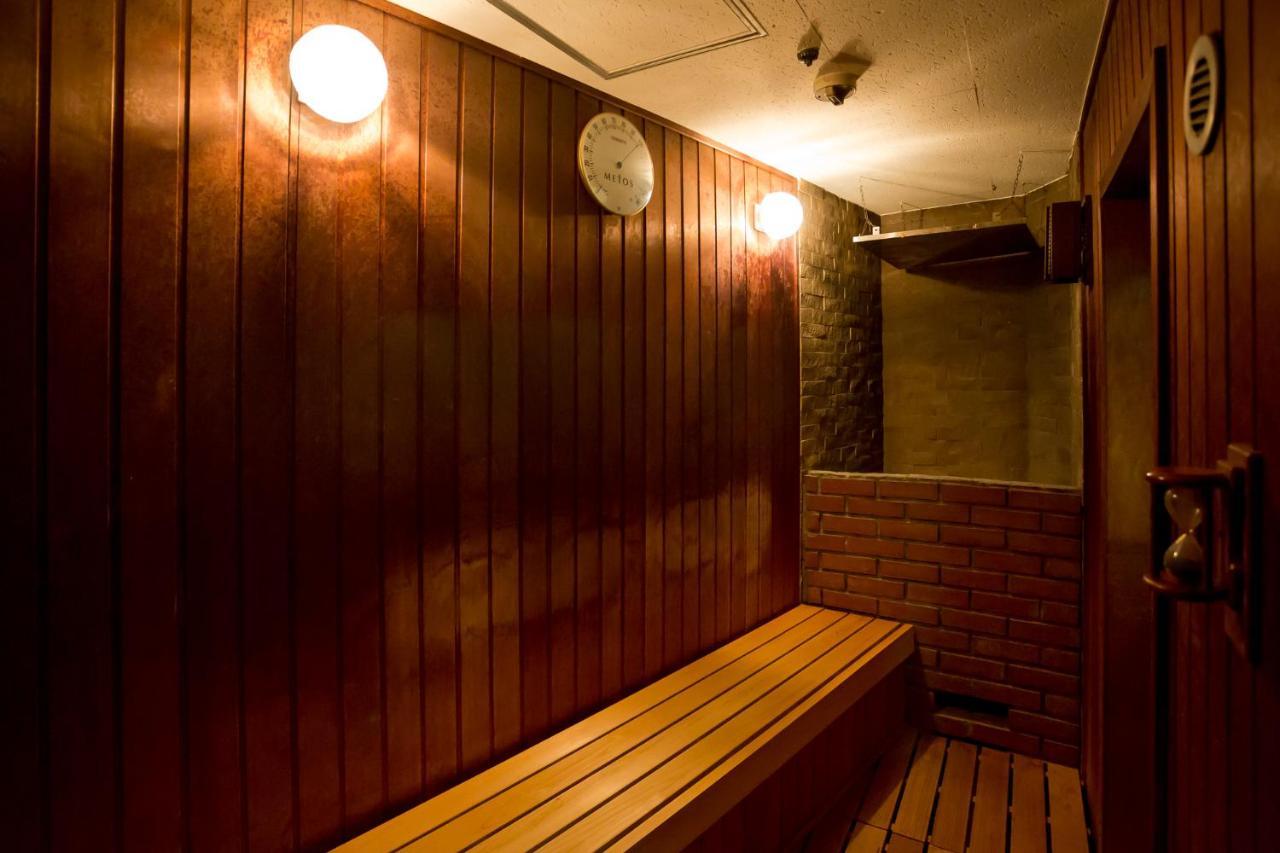 Capsule Land Yushima Hotel Tokio Buitenkant foto